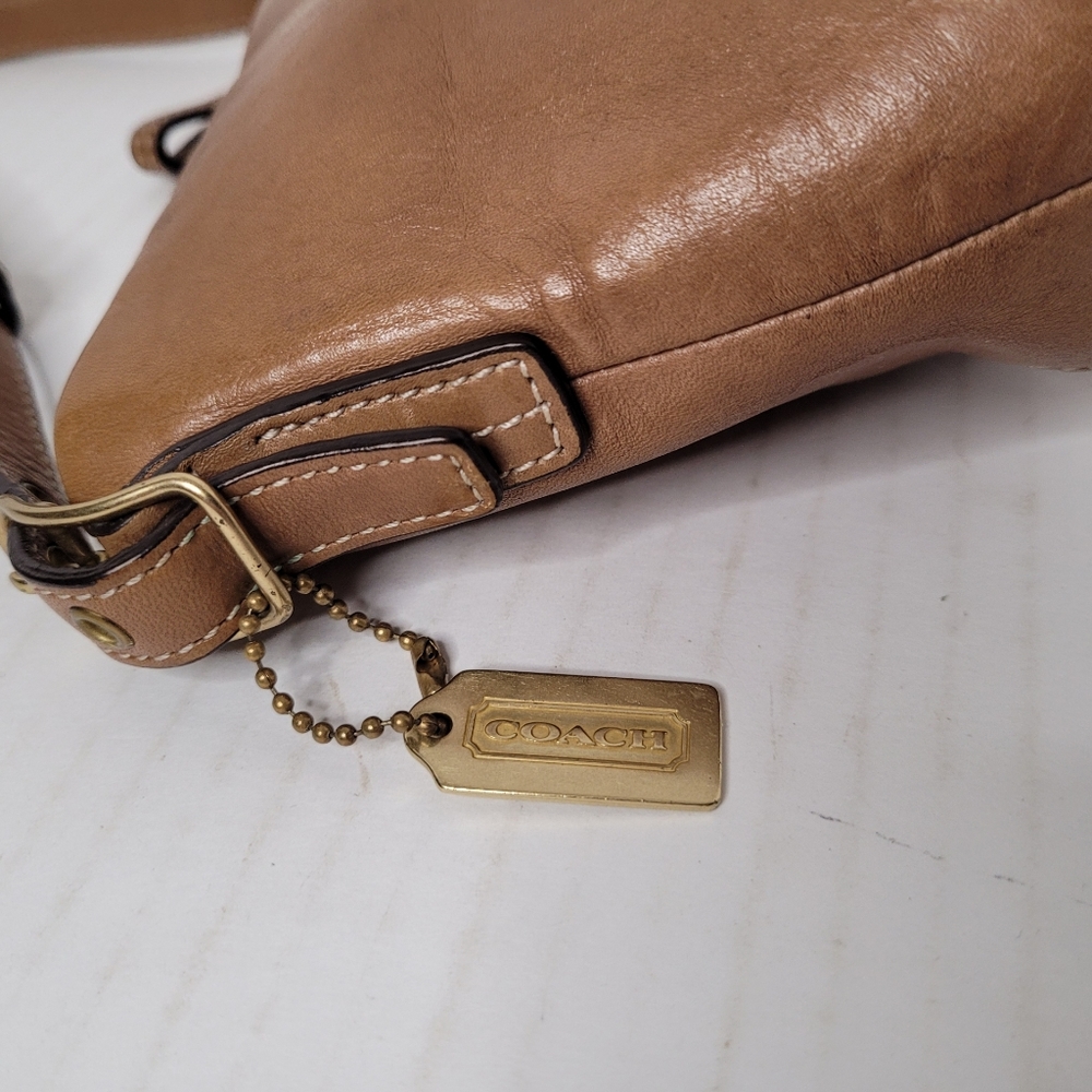 Coach Leather Demi Baguette - Picture 11 of 16